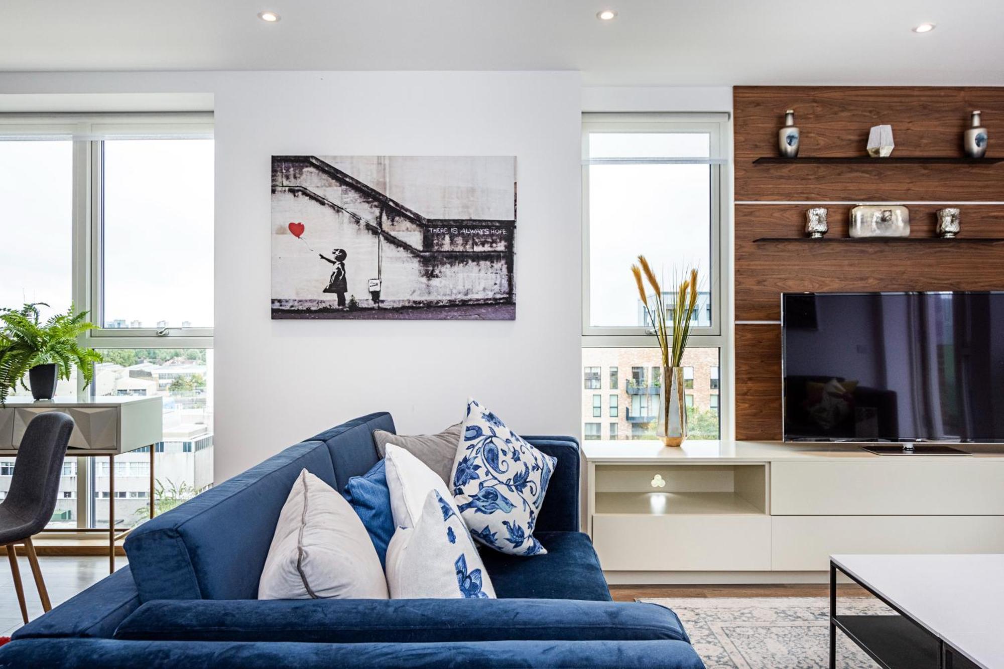 Chiswick Park 3 Bed 3 Bath West London - Parking Apartment Екстериор снимка